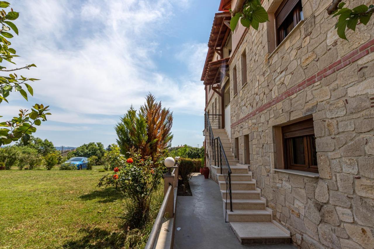 Eleon Apartments Afytos Exterior photo